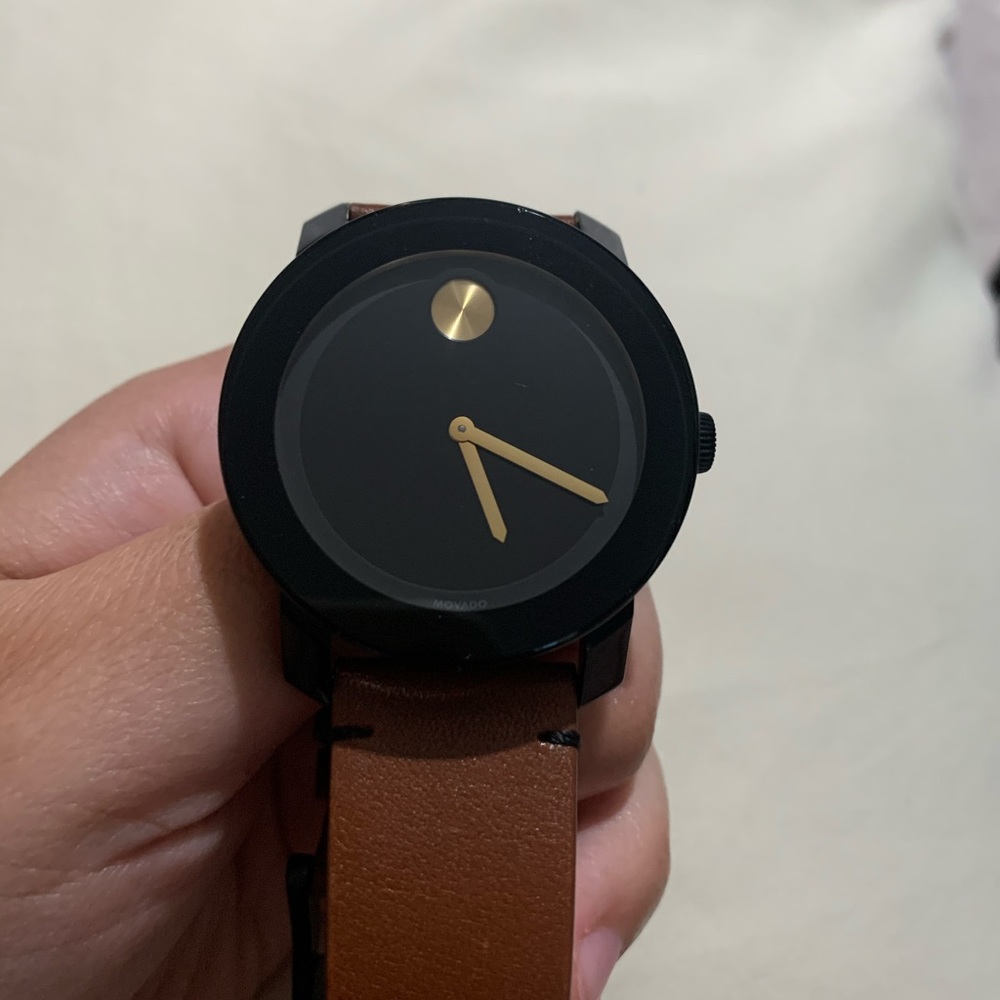 Movado Bold (genuine leather)